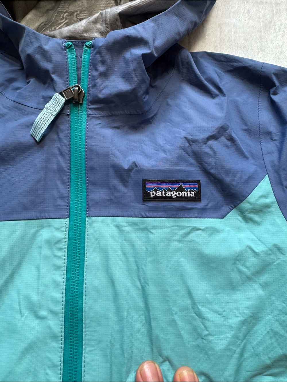Patagonia Boys' Two-Tone Blue & Teal Raincoat - Picture 3 of 15